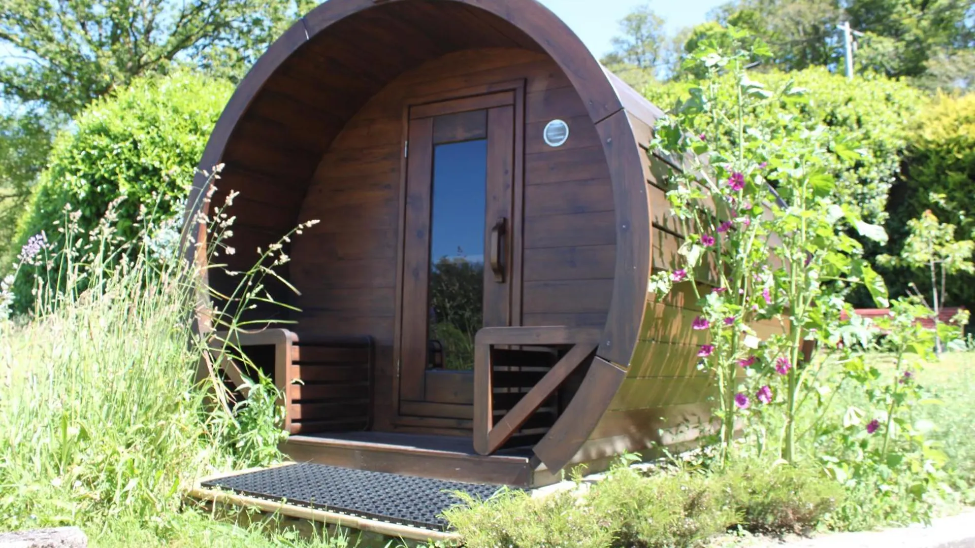 Encore Une Fois, La Maison Coloree Locmalo France