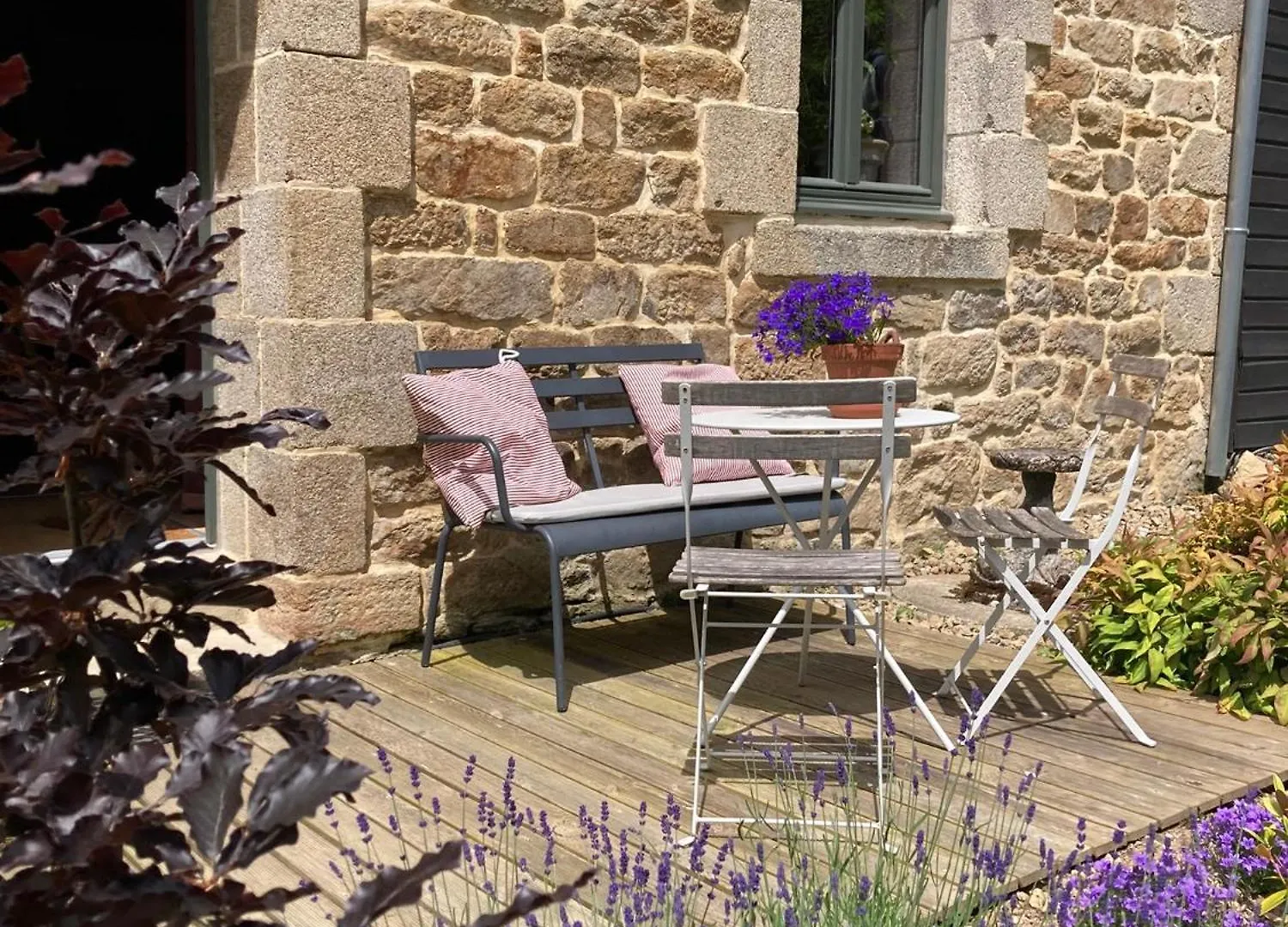 Holiday home Encore Une Fois, La Maison Coloree Locmalo France